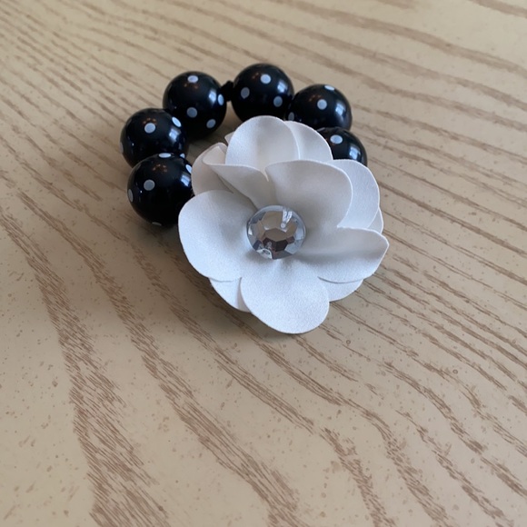 Gymboree size 4 black dress with accessories - Picture 7 of 7